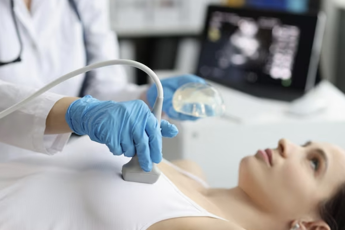 ECHOCHEST: PATOLOGIE TORACO-POLMONARI E QUADRI ECOGRAFICI ASSOCIATI